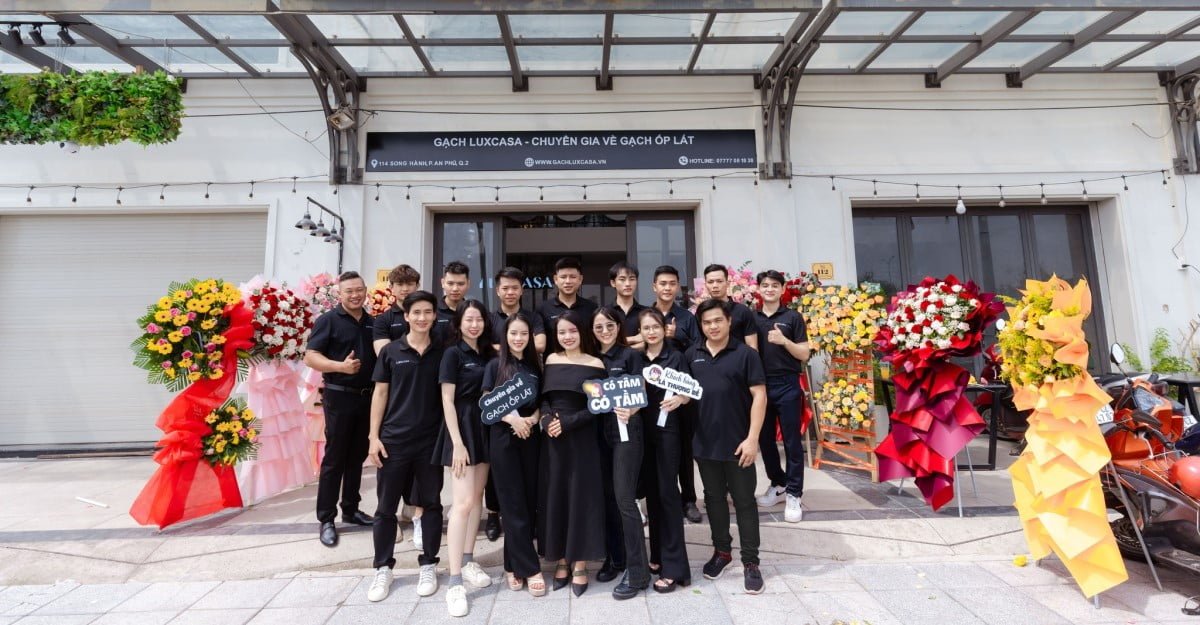 Địa chỉ showroom gạch luxcasa quận 2